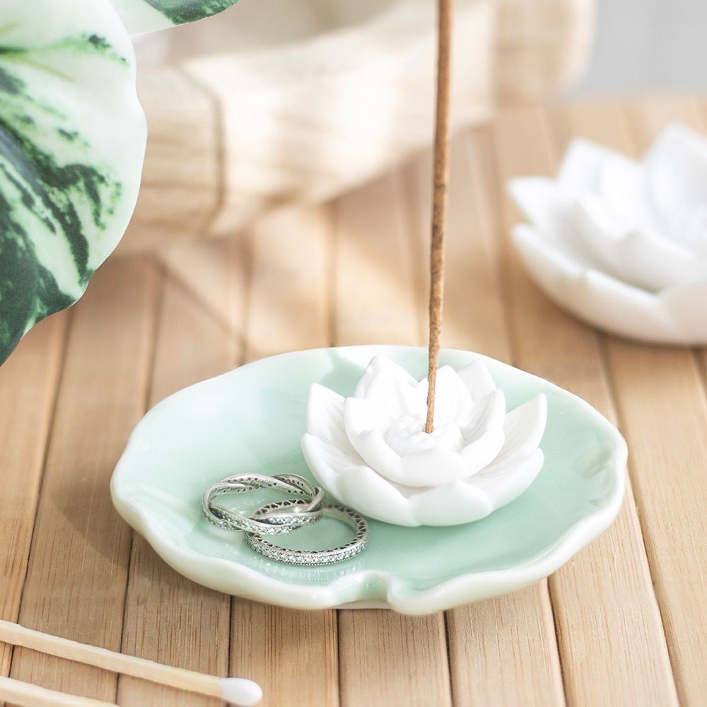 Something Different - Lotus Flower Incense Stick Holder and Decoratie schaaltje - Wit